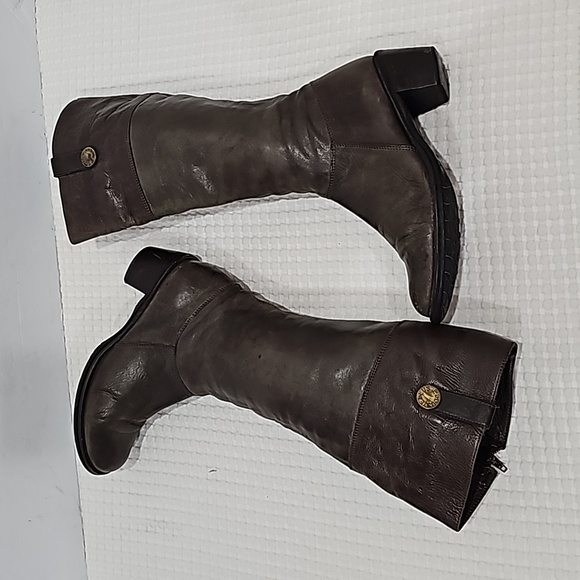 ELLUS Leather tall boots round toe zipper closure Size 6 rubber soles - Picture 6 of 13